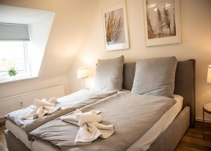 Wohnung Fuer 4 Gaeste In Laatzen Messe- Und Citynah