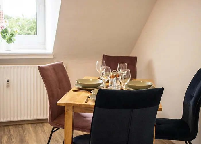 Wohnung Fuer 4 Gaeste In Laatzen Messe- Und Citynah