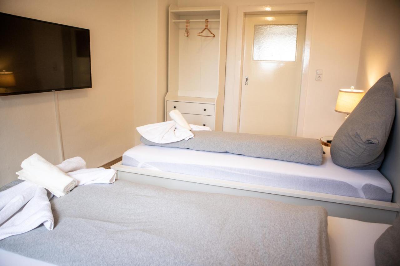 Apartment Fuer 4 Gaeste In Laatzen Messe- Und Citynah Hannover